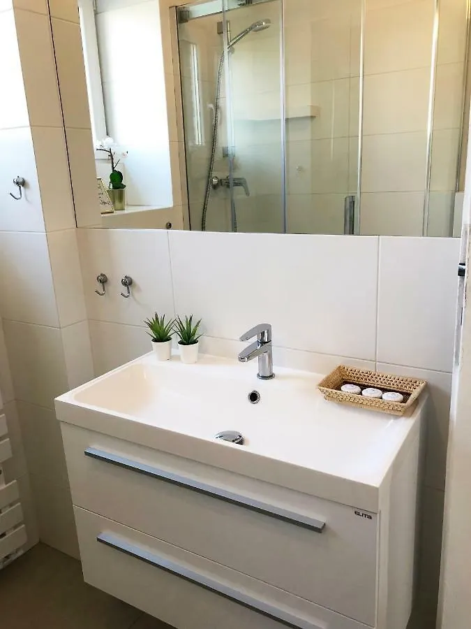 Apartment Aleja Niepodleglosci 245- 2Br By Homeprime Warsaw